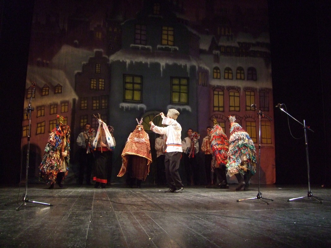 Concert de colinde susţinut de seminariştii botoşăneni