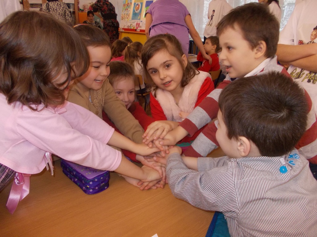 CONCURSUL DE  LIMBA ENGLEZĂ “ LET’S PLAY”