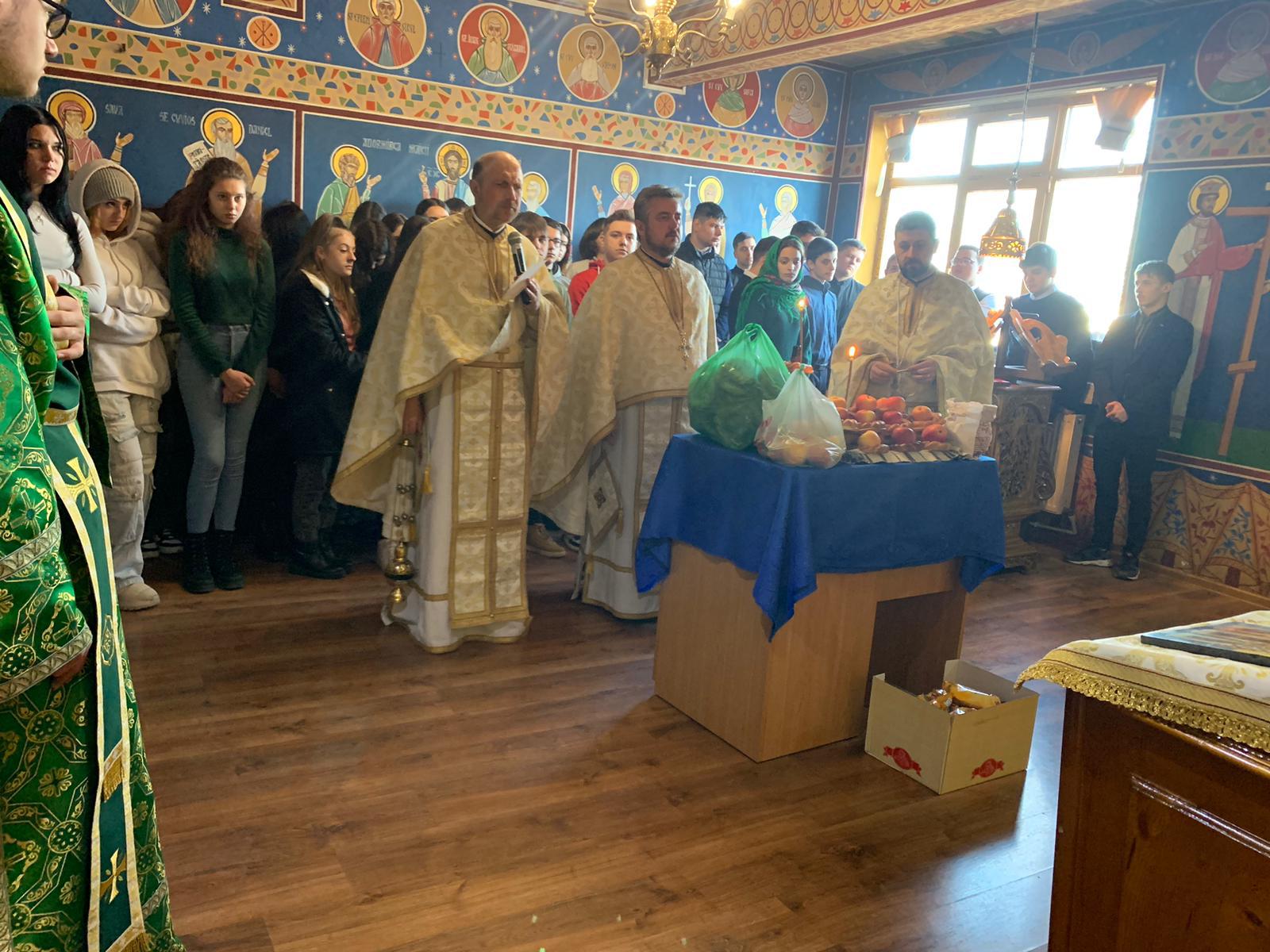 Sfinții Trei Ierarhi - 2024