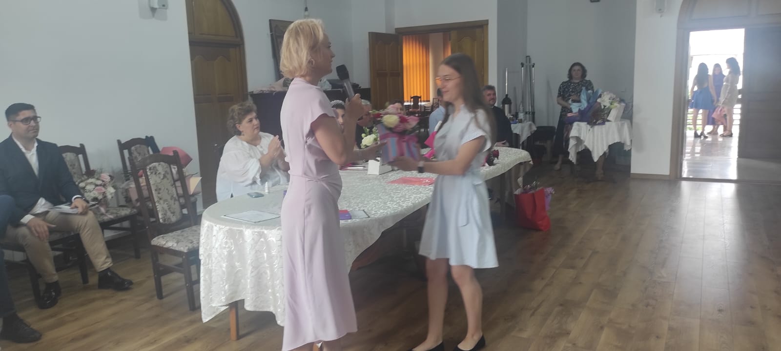img1