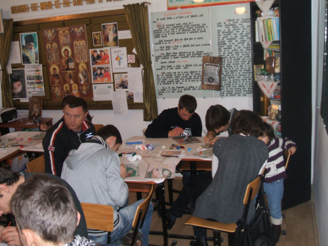 "Icoana care mişcă sufletul" activitate organizată cu ocazia zilei "Porţilor Deschise" la Liceul Tehnologic Special "Sf.Stelian" Botoşani