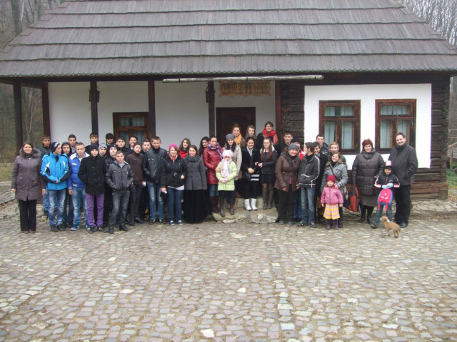 Spiritualitatea ortodoxă şi tradiţiile populare româneşti