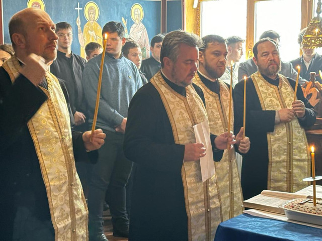 Mihai Eminescu omagiat la Seminarul Teologic Liceal Ortodox „Sf. Gheorghe” din Botoșani