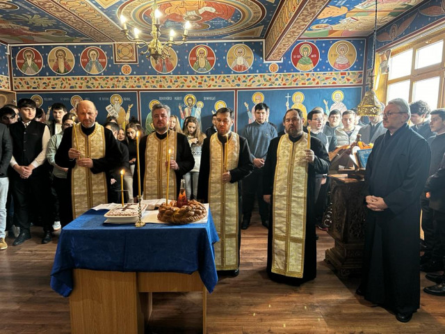 Mihai Eminescu omagiat la Seminarul Teologic Liceal Ortodox „Sf. Gheorghe” din Botoșani